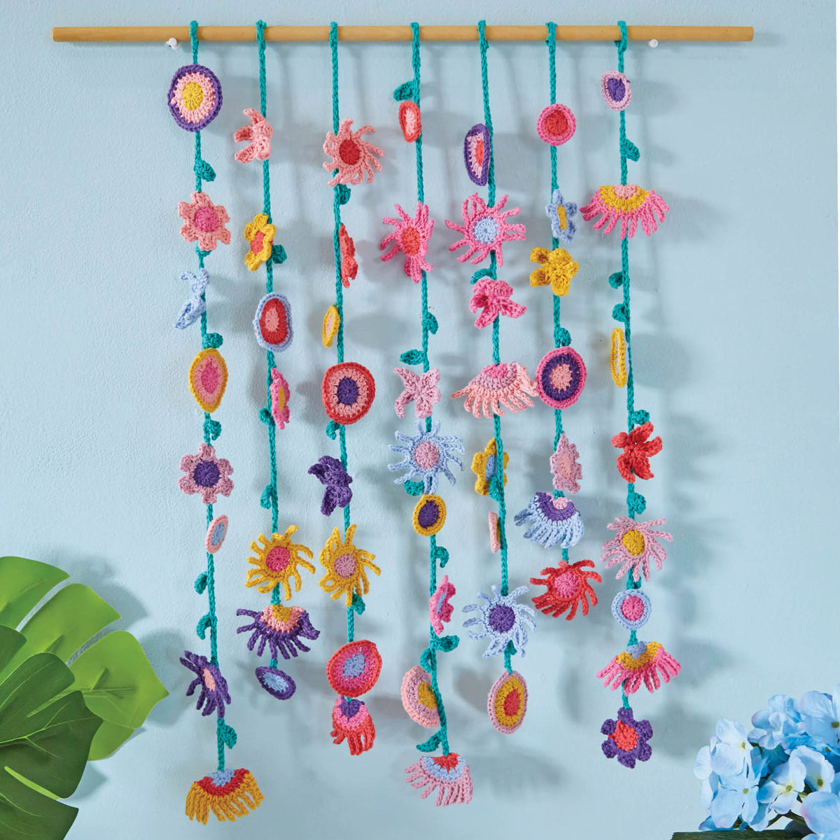 Floral Waterfall Garland Digital Pattern — Crochet Society