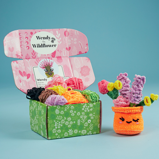 Crochet Society Amigurumi Situation Kit Wendy the Wildflower Pot | Nature's Garden