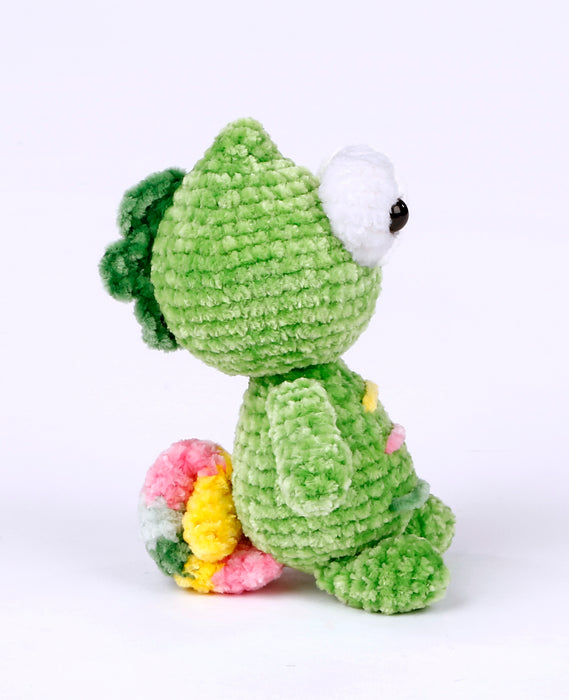 Crochet Society Amigurumi Crochet Kit: Ricardo the Chameleon | Menagerie Collection