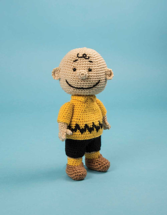 Official Peanuts Crochet Collection book