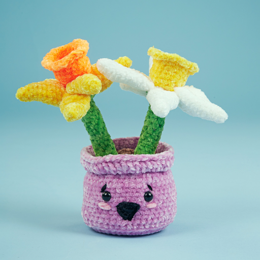 Crochet Society Amigurumi Situation Kit Vanessa the Daffodil Pot | Nature's Garden