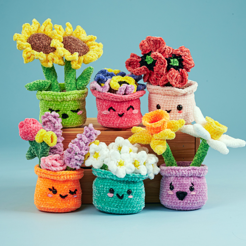 Crochet Society Amigurumi Situation Kit Dora the Daisy Pot | Nature's Garden