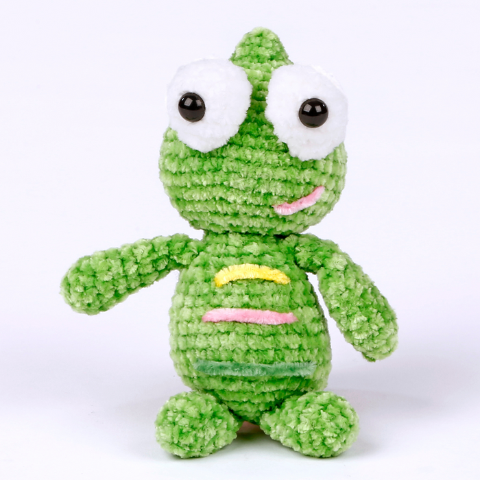 Crochet Society Amigurumi Crochet Kit: Ricardo the Chameleon | Menagerie Collection