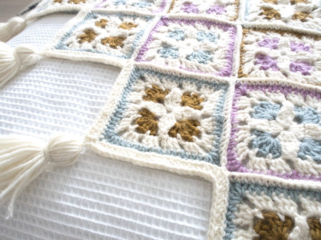 Free crochet blanket pattern
